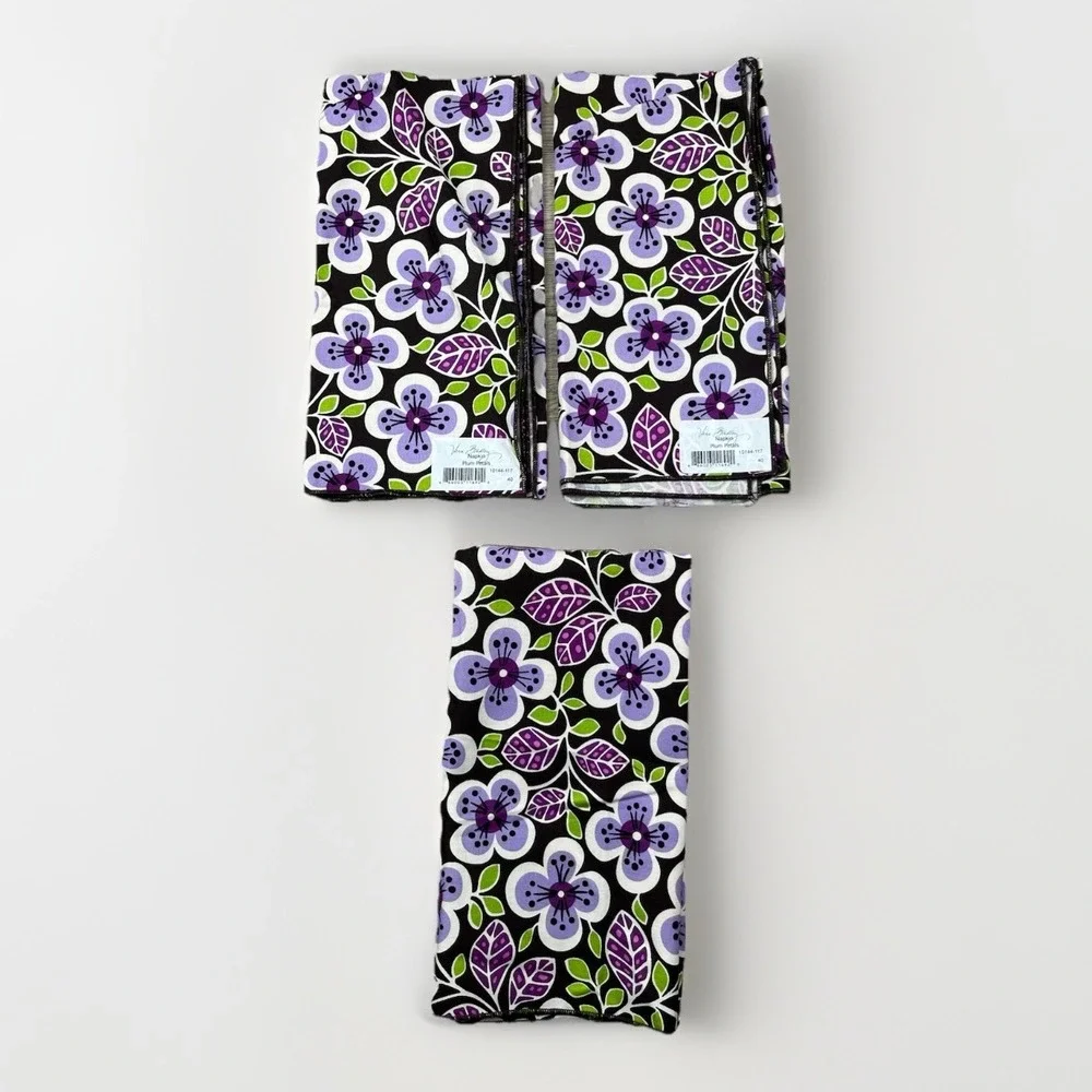 NEW Vera Bradley‎ Set of 3 Cloth Napkins Plum Petals Floral